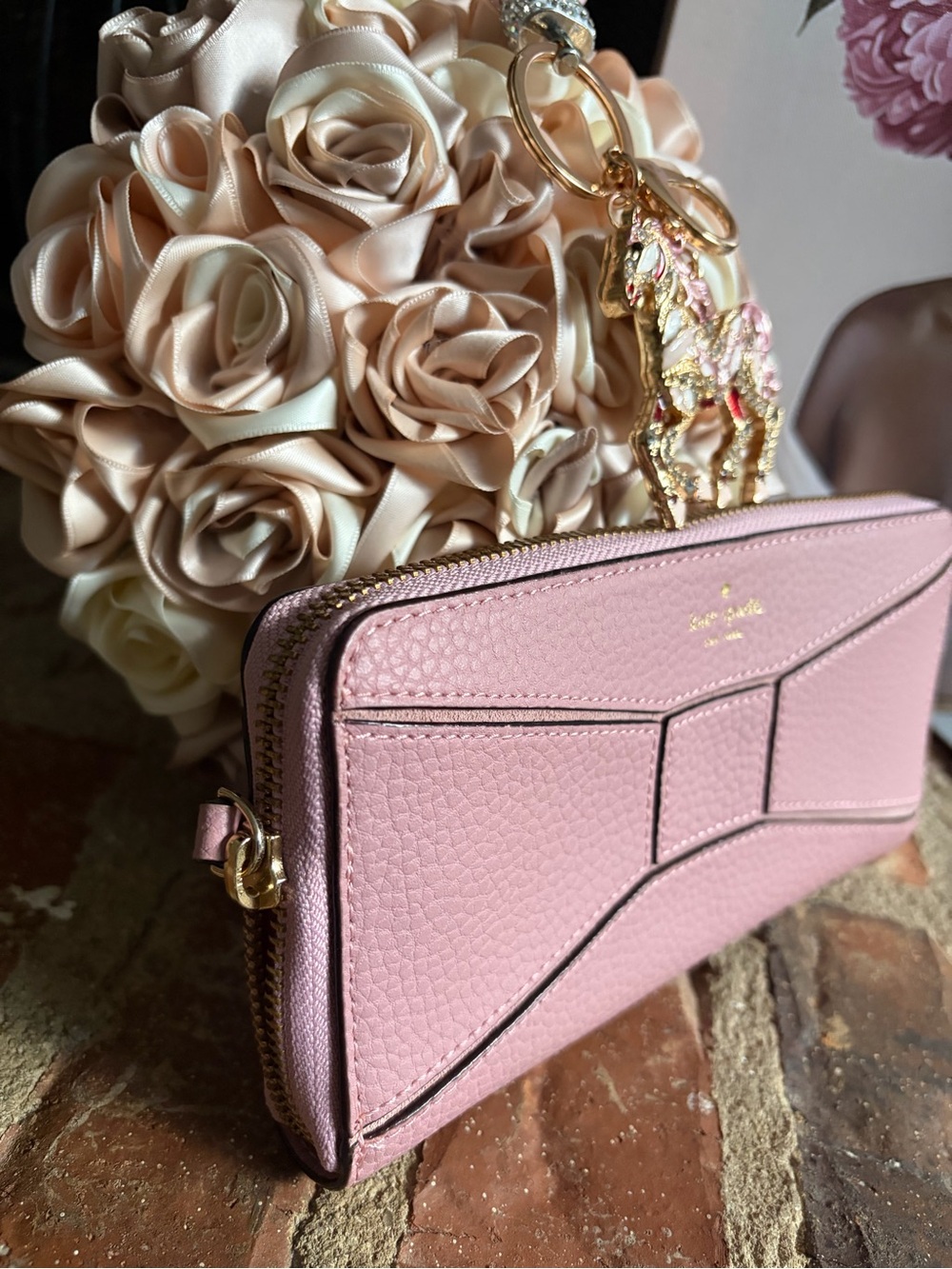 2fer kate spade Pink Bow Leather Wristlet Wallet and Horse bag charm - Picture 3 of 8